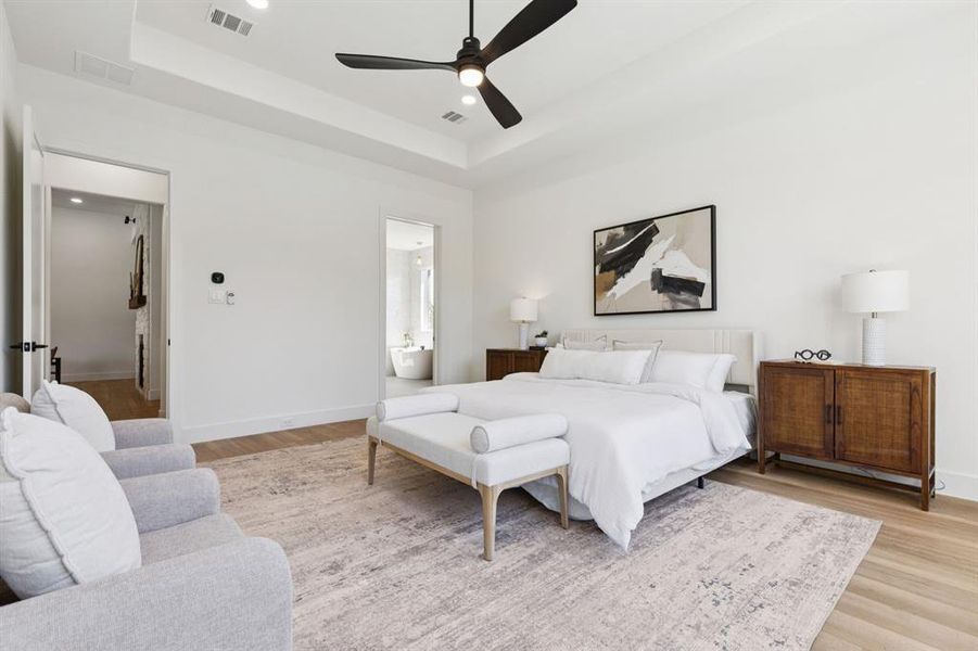 Furnished interior view inside a new home in , Waxahachie (Image 16). Furnished interior view inside a new home in , Waxahachie (Image 16).