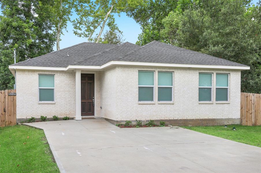 Welcome home! This beautiful, never-lived-in home offers modern curb appeal, quality craftsmanship, and a place you’ll be proud to call your own. Welcome home! This beautiful, never-lived-in home offers modern curb appeal, quality craftsmanship, and a place you’ll be proud to call your own.