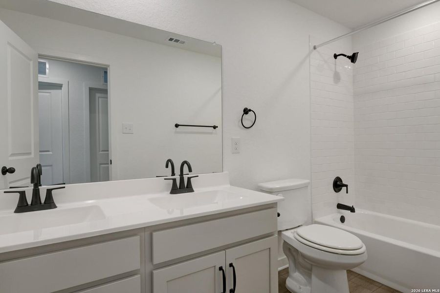 Furnished interior view inside a new home in Nopal Valley, San Antonio (Image 13). Furnished interior view inside a new home in Nopal Valley, San Antonio (Image 13).