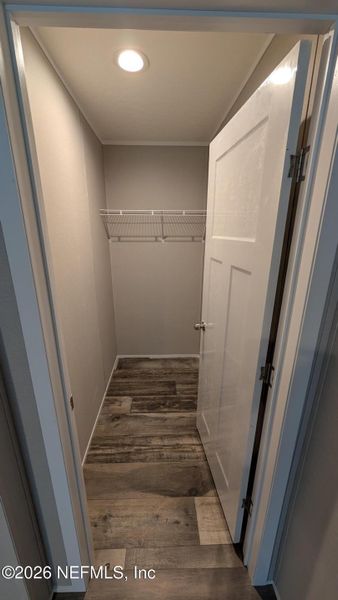Spacious, unfurnished interior of a new home in , Callahan (Image 11).