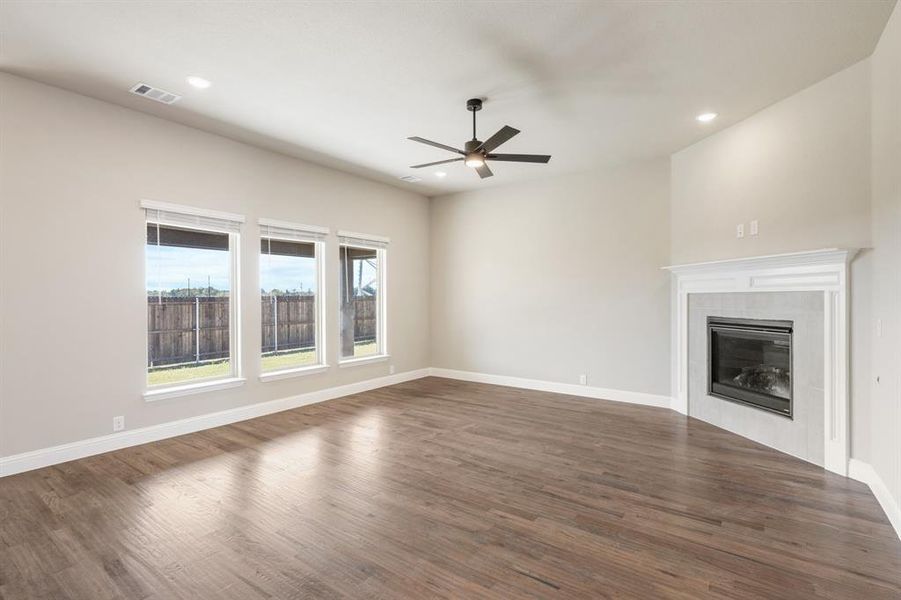 Spacious, unfurnished interior of a new home in East Oak Creek 50-55, Commerce (Image 18). Spacious, unfurnished interior of a new home in East Oak Creek 50-55, Commerce (Image 18).