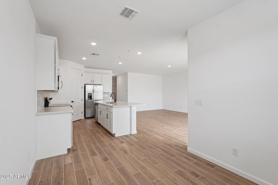 10-web-or-mls-La Senda Dr W-S2007-010 10-web-or-mls-La Senda Dr W-S2007-010