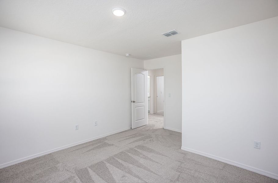 Representative unfurnished interior of a home built from the Melbourne by Maronda Homes in Port St. Lucie, Port St. Lucie (Image 23).