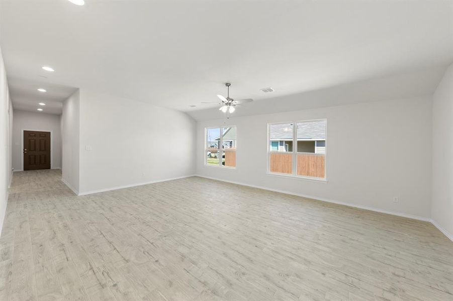 17. 3002 Stillwater - Family (3)