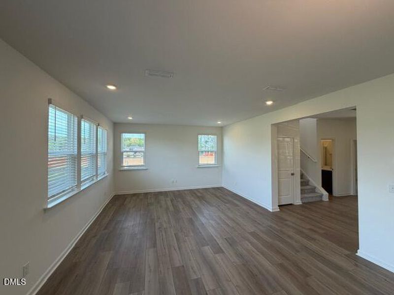 aad6a3b8-08be-4af8-bfd3-248583a530d8