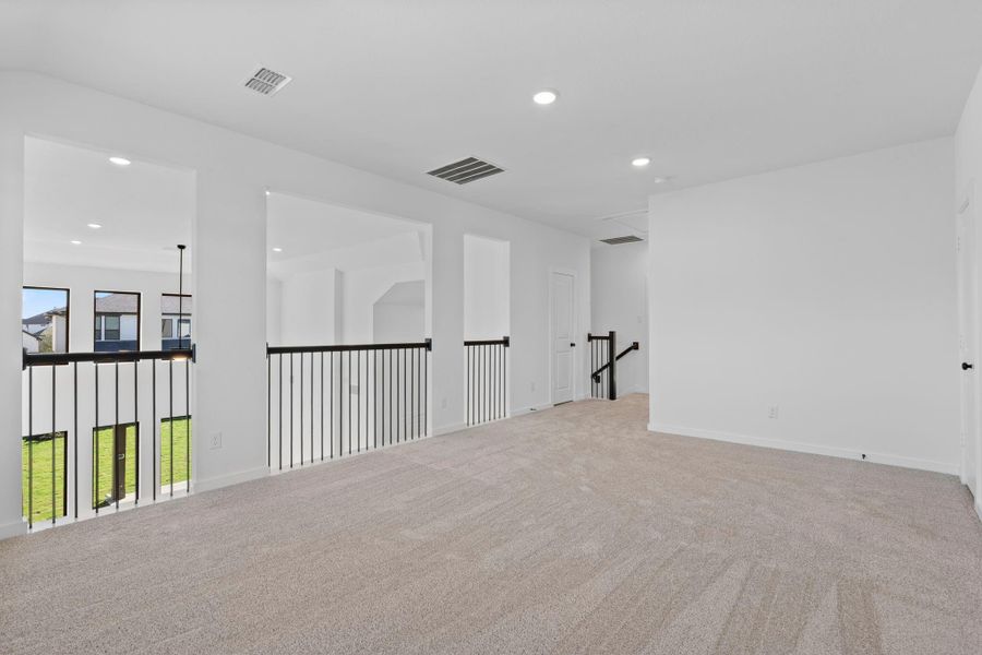Spacious, unfurnished interior of a new home in Harvest Green - Final Opportunities, Richmond (Image 16).
