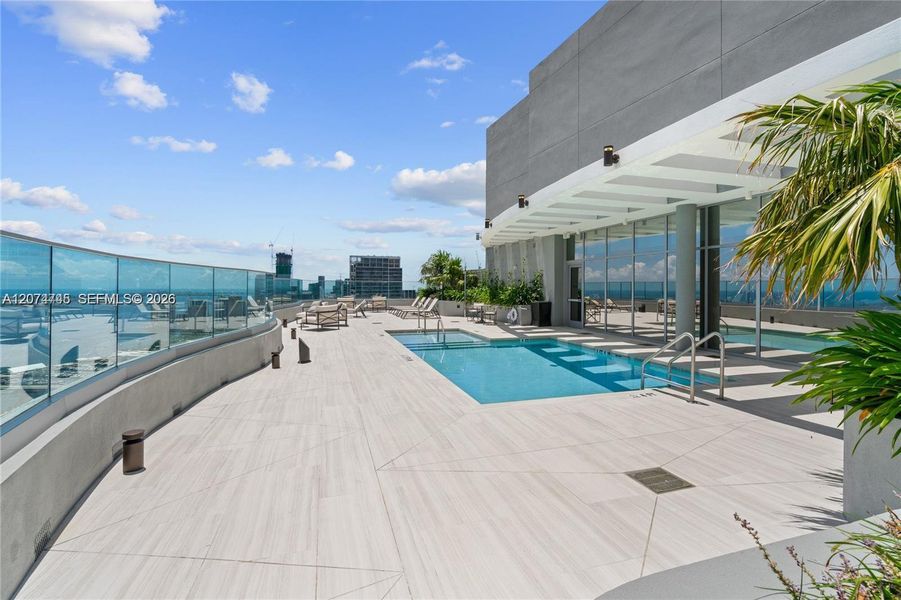 Condo located in Miami, FL showcasing its design and architecture (Image 10). Condo located in Miami, FL showcasing its design and architecture (Image 10).