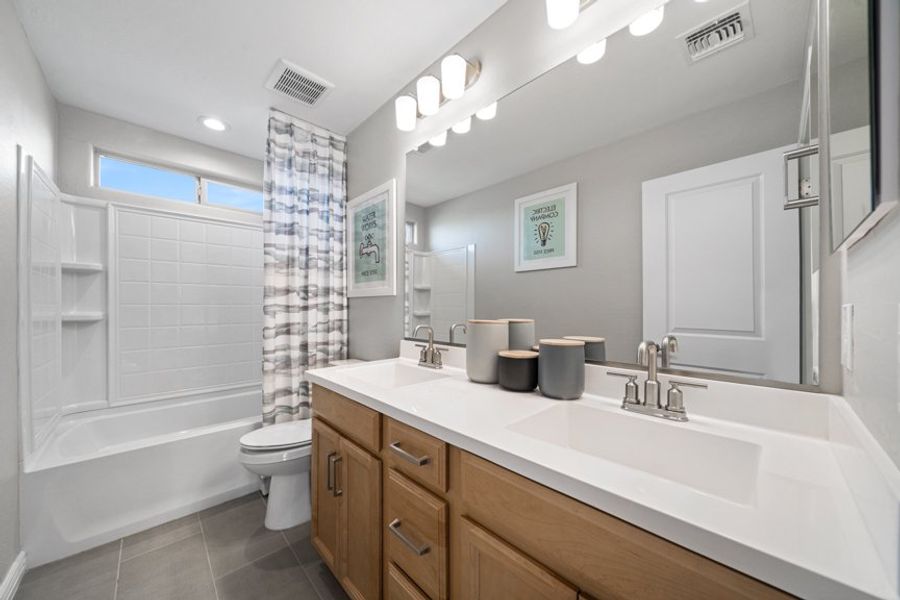 Representative furnished interior of a home built from the 35-4 by Taylor Morrison in Parkside, Phoenix (Image 21).