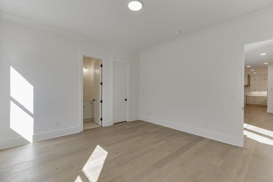 Spacious, unfurnished interior of a new home in , Buford (Image 28).
