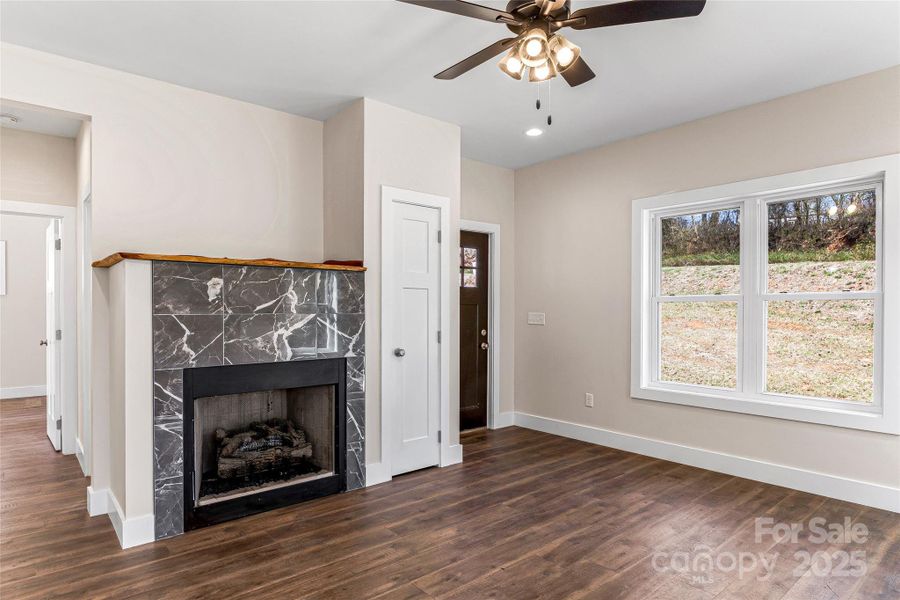 Image 31 of a home in .