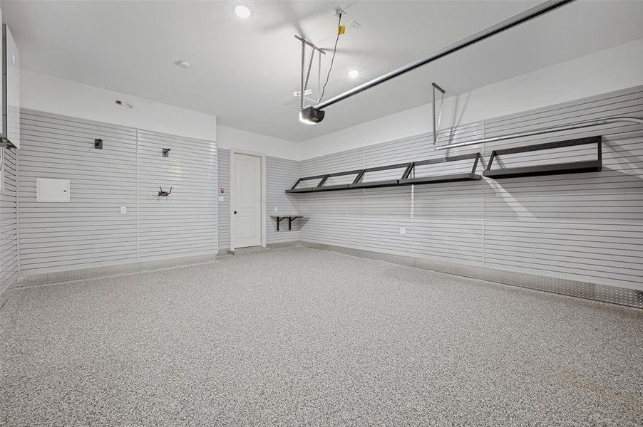 Spacious, unfurnished interior of a new home in , Frisco (Image 33).