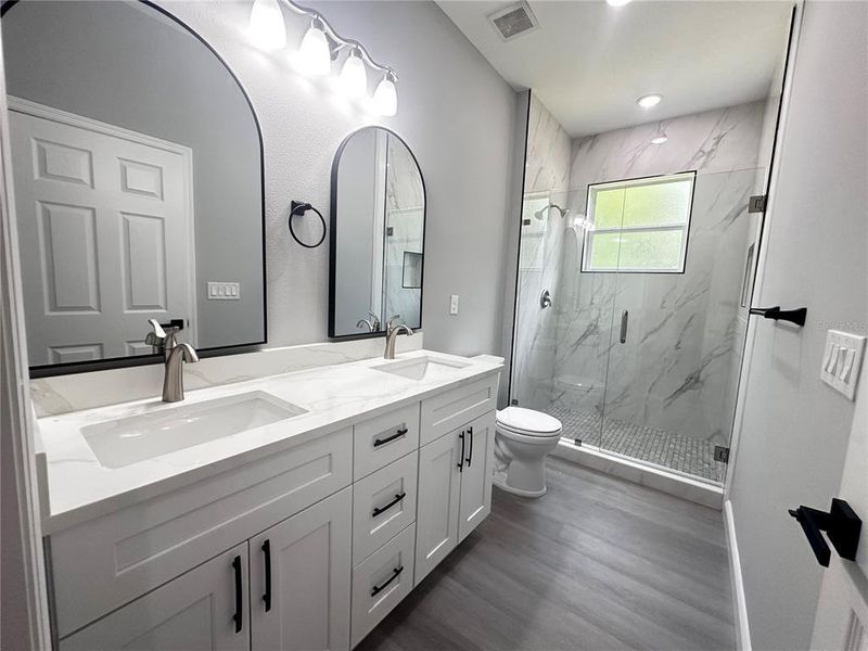 Furnished interior view inside a new home in , Deland (Image 8).