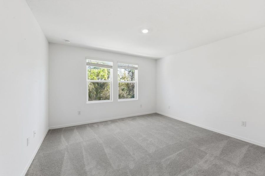 Spacious, unfurnished interior of a new home in Vinterra Townhomes, Nokomis (Image 9).