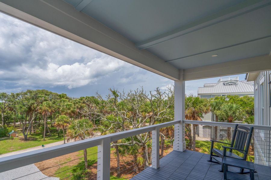 Exterior details and patio area of a home in , Edisto Island (Image 27).