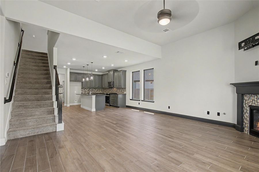 Spacious, unfurnished interior of a new home in , Tomball (Image 38). Spacious, unfurnished interior of a new home in , Tomball (Image 38).