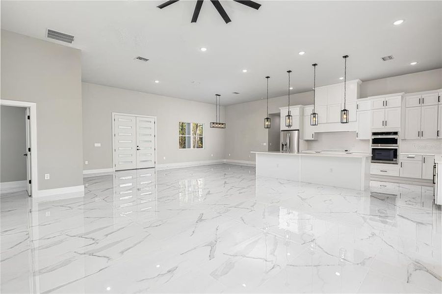 Spacious, unfurnished interior of a new home in , Eustis (Image 40).