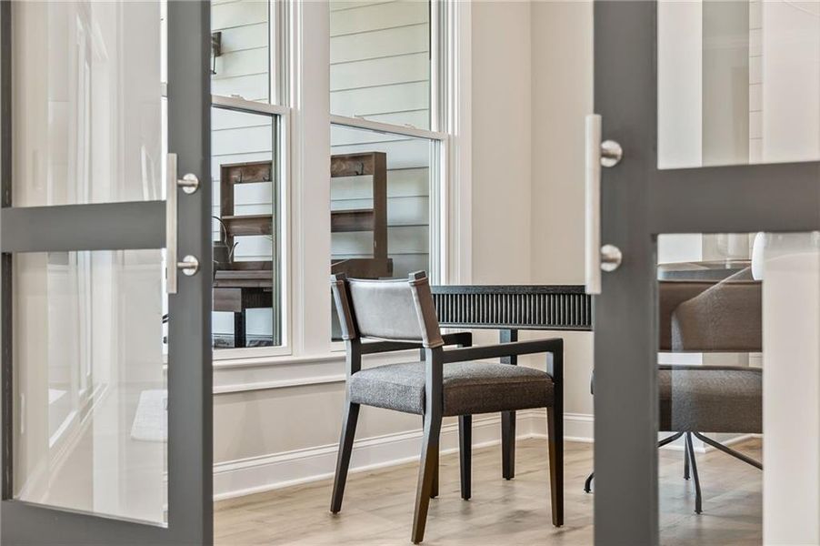 Image 41 of a home in The Courtyards at Post Road.