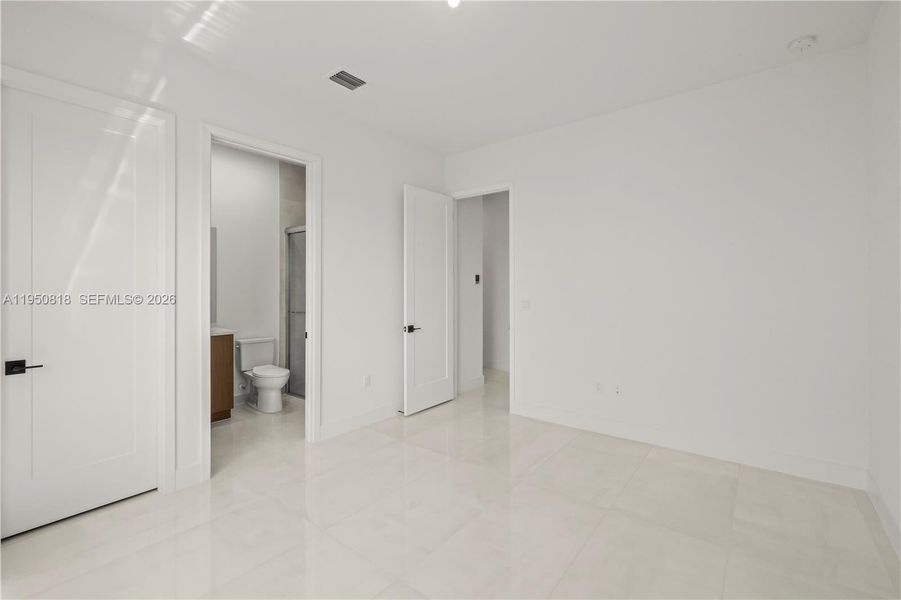 Spacious, unfurnished interior of a new home in , Palm Beach Gardens (Image 36). Spacious, unfurnished interior of a new home in , Palm Beach Gardens (Image 36).