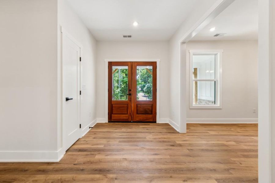 Spacious, unfurnished interior of a new home in , Woodstock (Image 32).