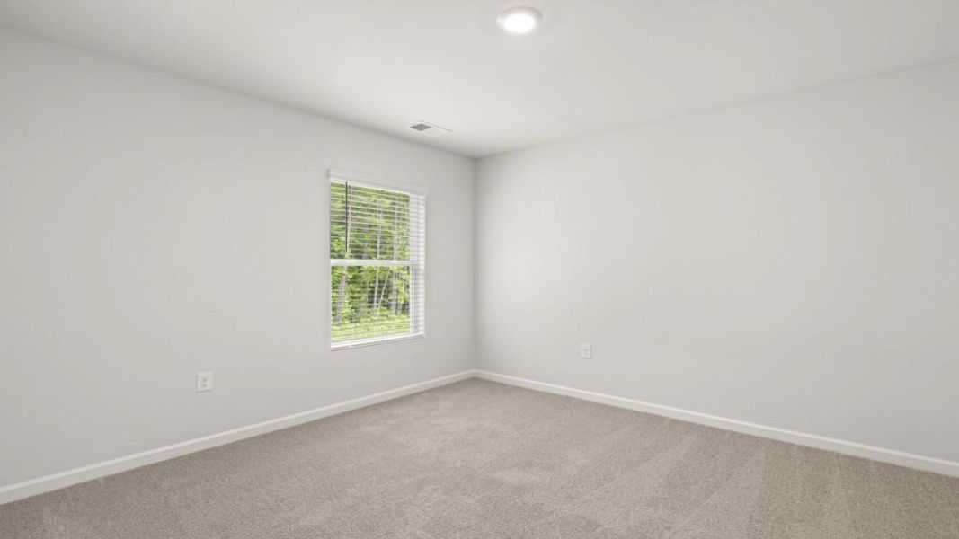 Spacious, unfurnished interior of a new home in Oakleigh Glen, Dallas (Image 23).