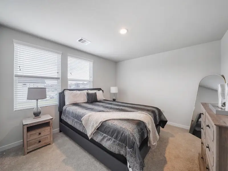 Furnished interior view inside a new home in Winfield Lakes, Fresno (Image 6).