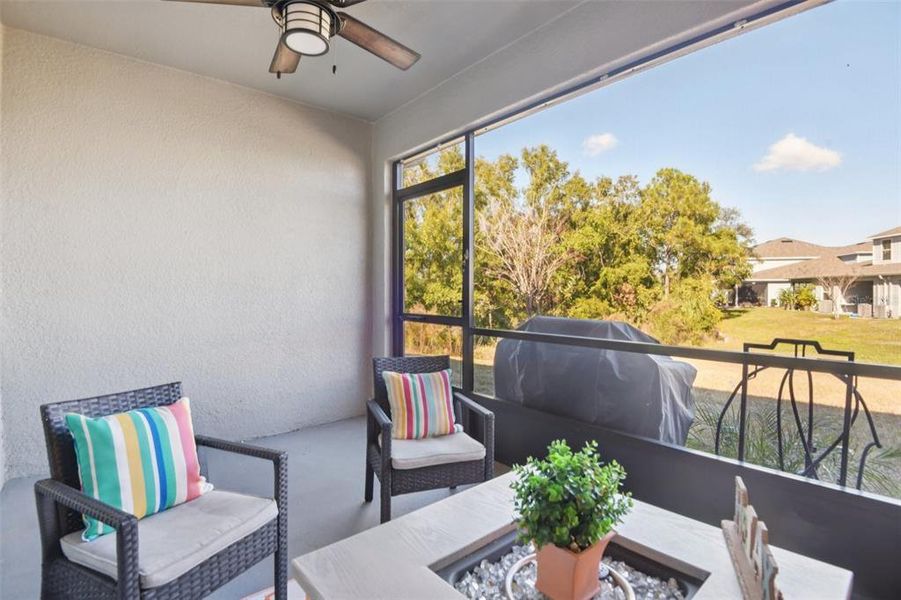 Exterior details and patio area of a home in Anclote Square, Holiday (Image 22).