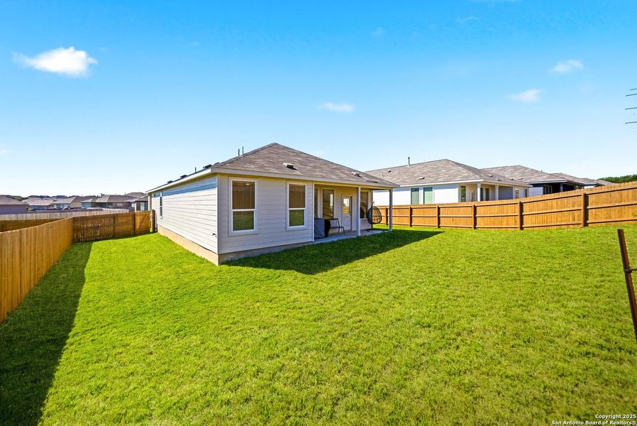 Exterior details and patio area of a home in Hidden Trails: Coastline Collection, Bulverde (Image 3).