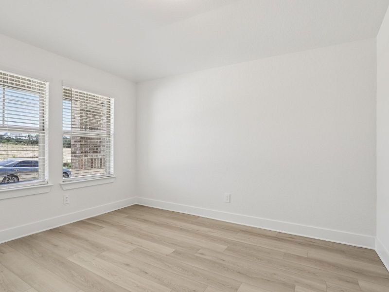 Spacious, unfurnished interior of a new home in Stetson Ridge, Marion (Image 20).