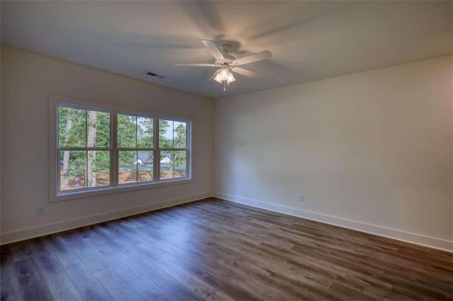 Spacious, unfurnished interior of a new home in , Monticello (Image 22).