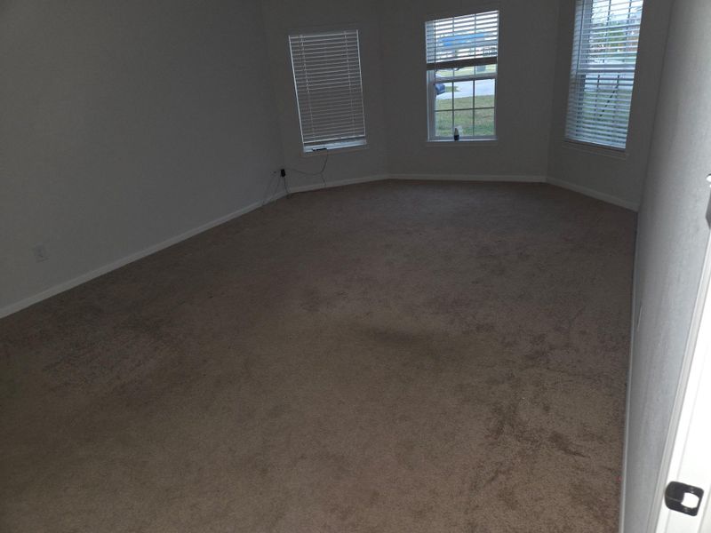 Spacious, unfurnished interior of a new home in , Cleveland (Image 12).