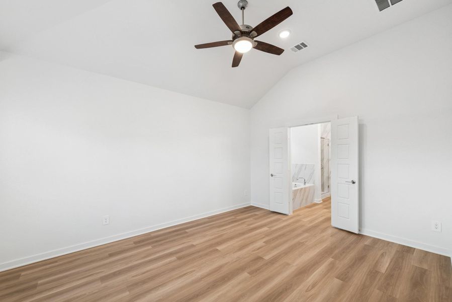 Spacious, unfurnished interior of a new home in Lone Star Landing, Montgomery (Image 24). Spacious, unfurnished interior of a new home in Lone Star Landing, Montgomery (Image 24).