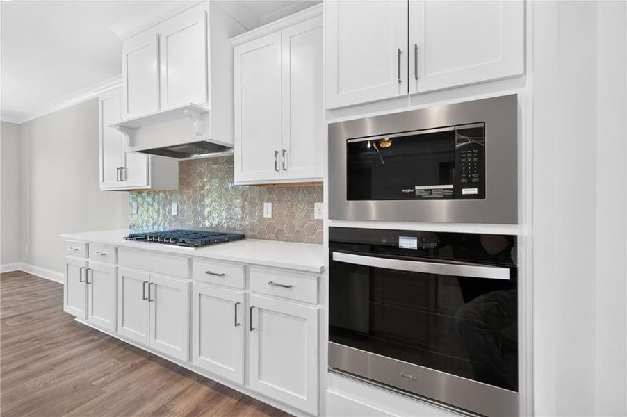 Furnished interior view inside a new home in , Jefferson (Image 9).