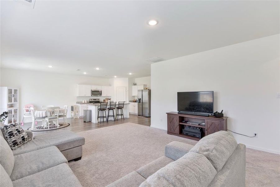 Furnished interior view inside a new home in Willow Springs, Fort Worth (Image 3). Furnished interior view inside a new home in Willow Springs, Fort Worth (Image 3).