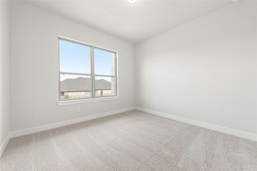 Spacious, unfurnished interior of a new home in Candela, Richmond (Image 11).