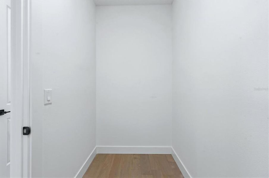 Spacious, unfurnished interior of a new home in , Rotonda West (Image 19).