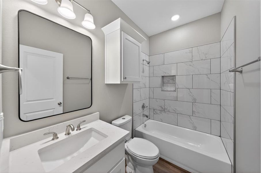 Furnished interior view inside a new home in , Troup (Image 15).