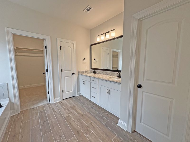 Furnished interior view inside a new home in Longleaf, Lumberton (Image 15).