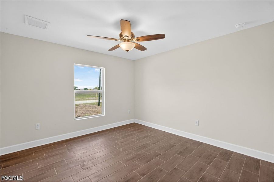 Spacious, unfurnished interior of a new home in Cape Coral, Cape Coral (Image 18). Spacious, unfurnished interior of a new home in Cape Coral, Cape Coral (Image 18).