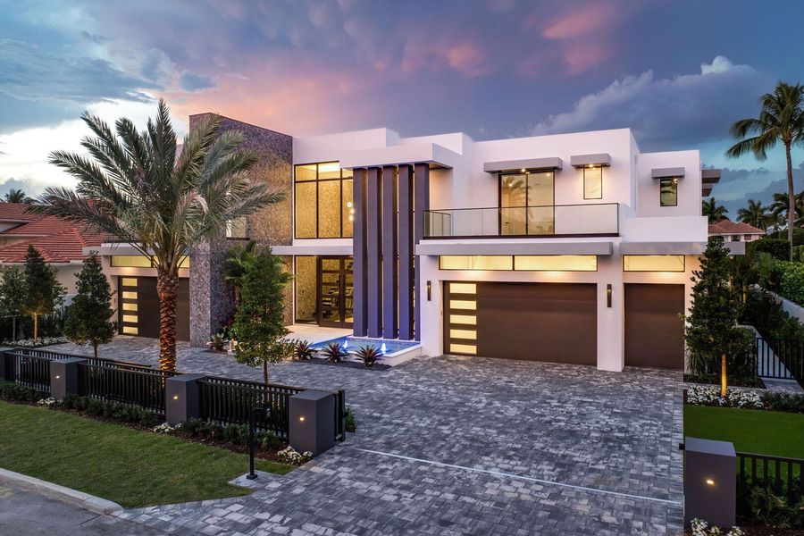 169_Coconut_Palm_Road_Dusk_02