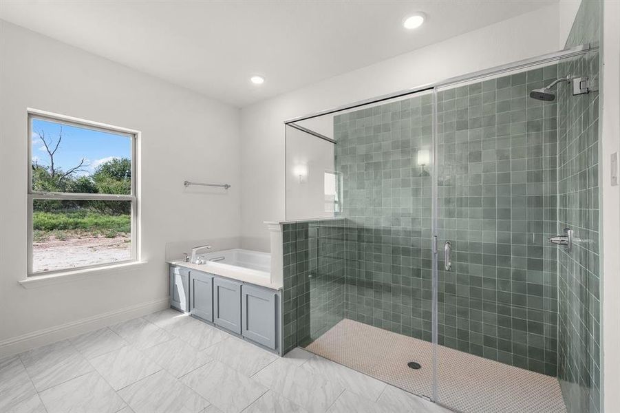 Furnished interior view inside a new home in , Weatherford (Image 7).