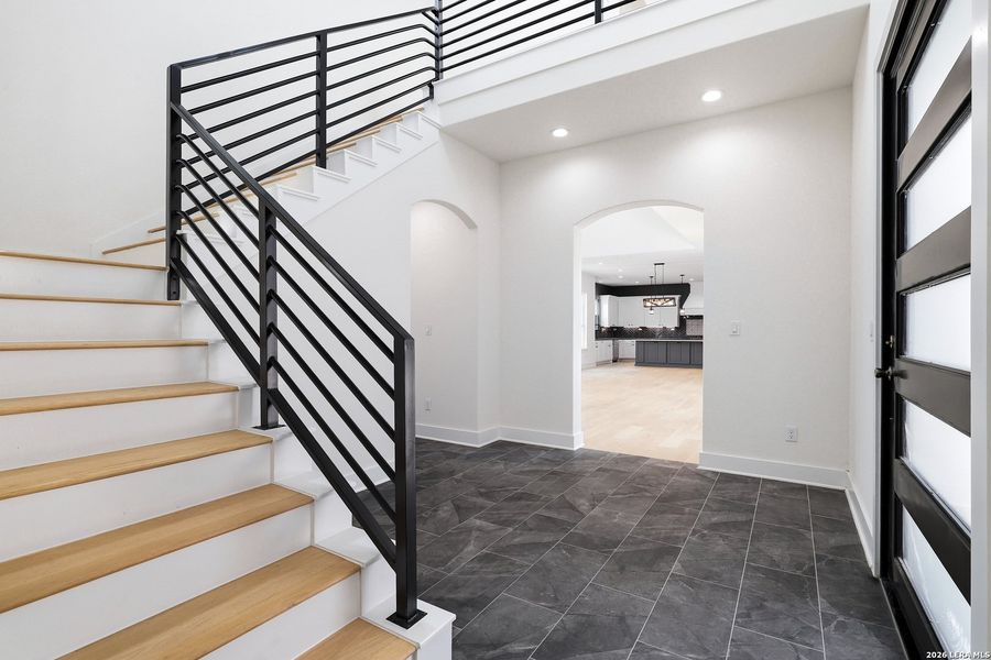 Spacious, unfurnished interior of a new home in , New Braunfels (Image 83).