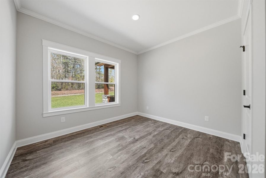 Spacious, unfurnished interior of a new home in , Lenoir (Image 15).