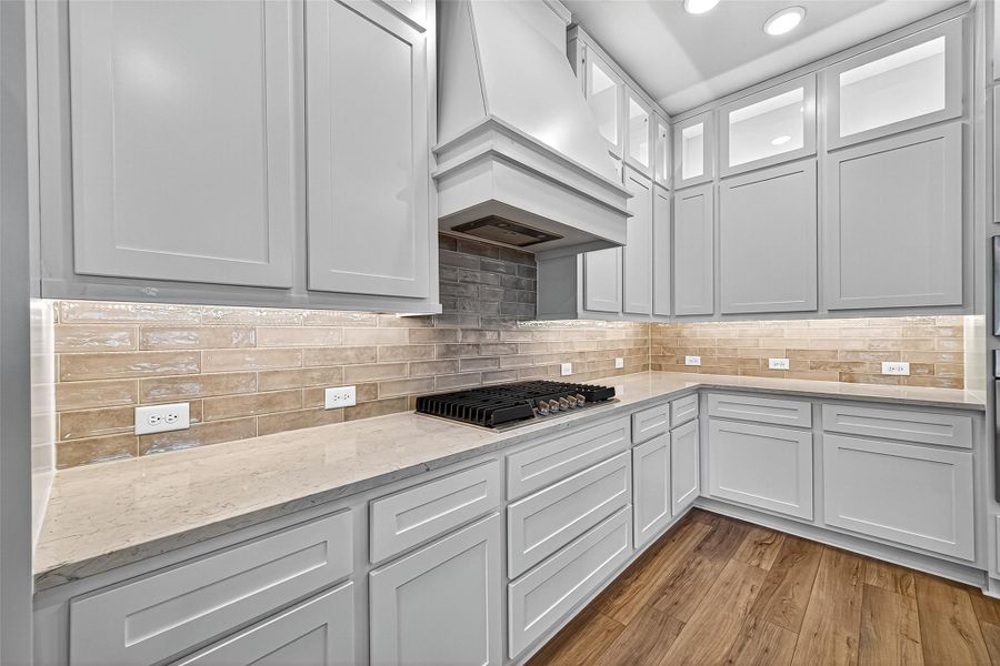 Furnished interior view inside a new home in Harvest Green 45', Richmond (Image 16).