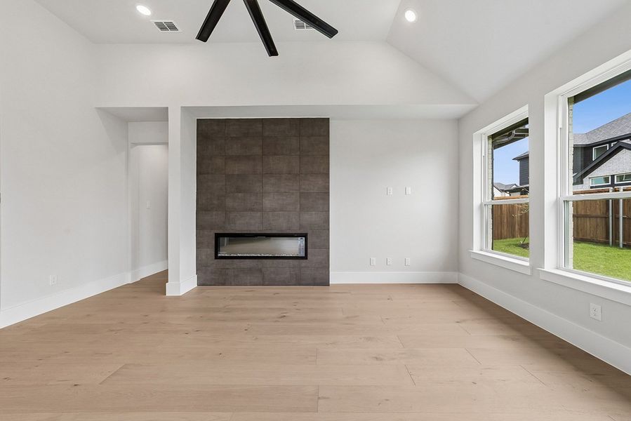 Representative unfurnished interior of a home built from the Kindrick by Landon Homes in Fields - East Village, Frisco (Image 27). Representative unfurnished interior of a home built from the Kindrick by Landon Homes in Fields - East Village, Frisco (Image 27).