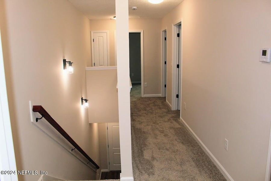 Spacious, unfurnished interior of a new home in , Middleburg (Image 25).