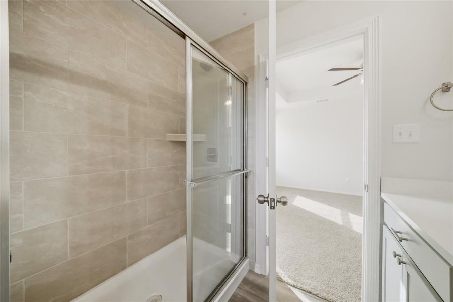 Furnished interior view inside a new home in , Navasota (Image 8).