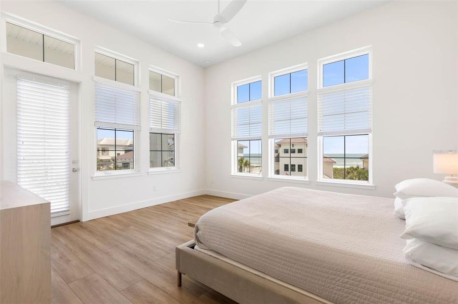 Image 71 of a home in .