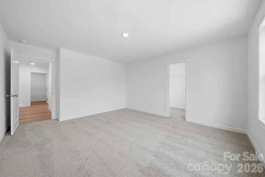 Spacious, unfurnished interior of a new home in , Hickory (Image 19).