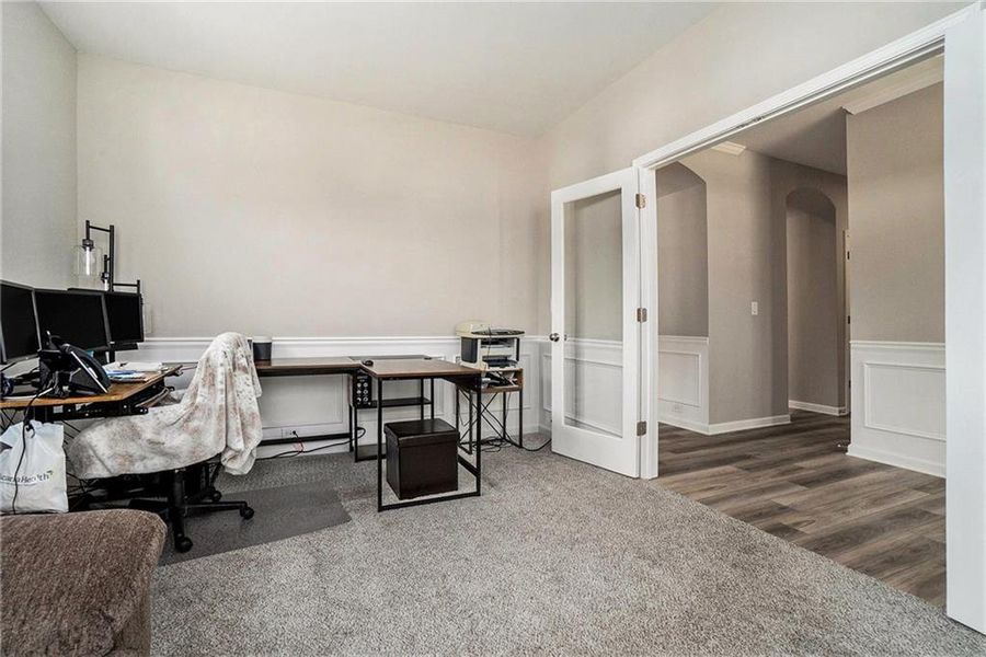 Furnished interior view inside a new home in , Dallas (Image 5).