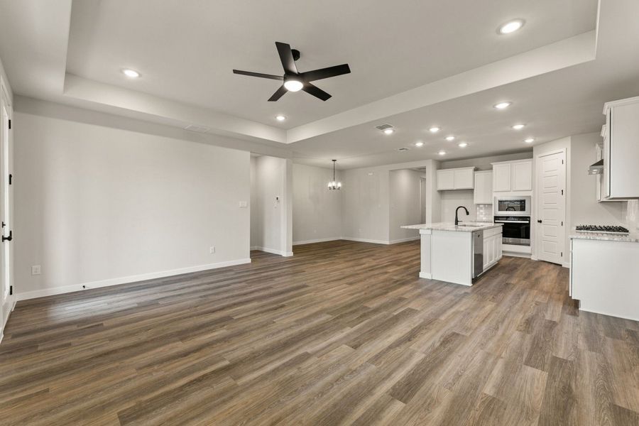 Spacious, unfurnished interior of a new home in La Cima, San Marcos (Image 27).